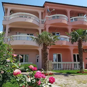 Ban Apartman